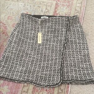 Max Studio Black and White Tweed Wrap Skirt